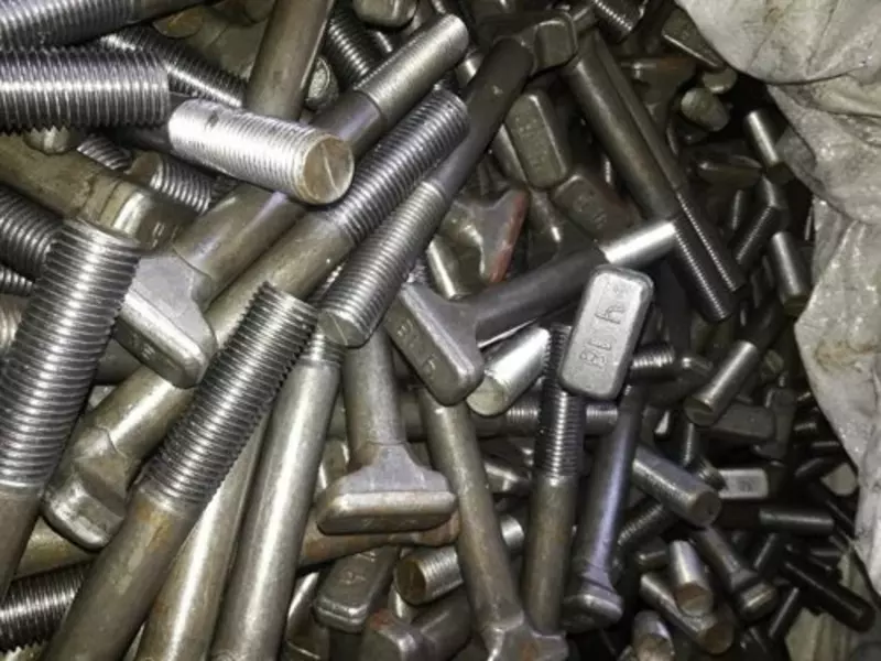 Закладной болт м22х175