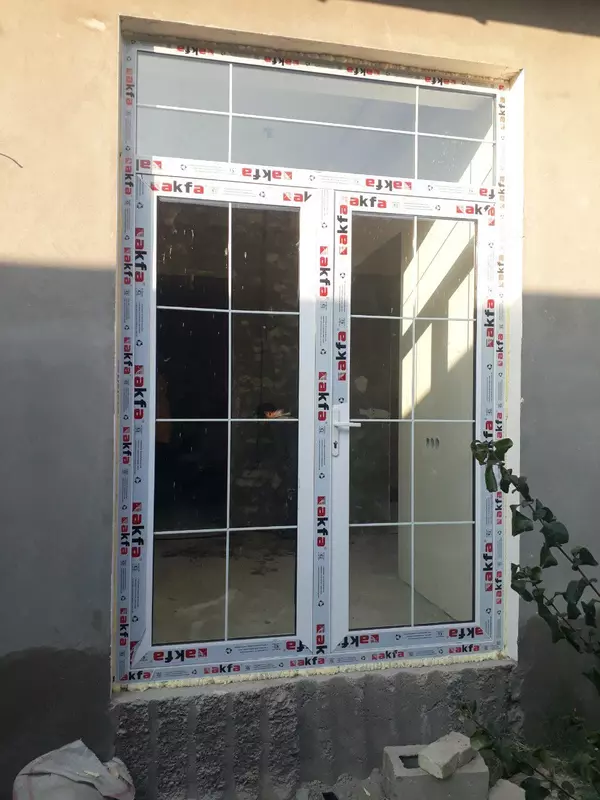 Алюминиевые двери  витражи  Термо двери  Перегородки