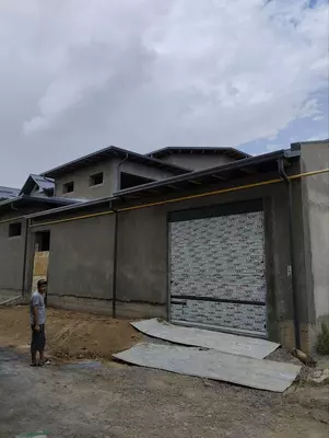 Rolstavni avtomat boshqaruvli darvozalar