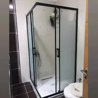 душевые кабины.