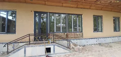 Термоизоляционые Двери  и  Конструкци