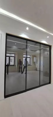 Раздвижные стеклянные двери/Современный и эстетичный дизайн/Прочный и безопасный эстетичный дизайн