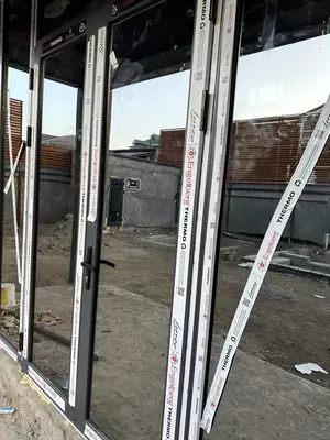 Пластиковые Окна / Алюминиевые двери / Имзо окна и двери - от 1 500 000 сум / кв.м