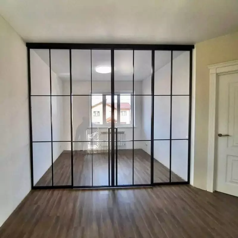 Раздвижные двери пригодятся при разделении комнат внутри дома. - 1 196 323 сум