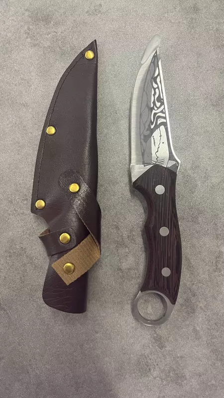 Туристический и охотничий нож