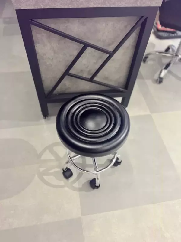   Офисный стул