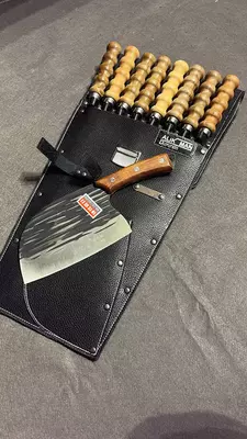 Чехол из кожи (подарочный) для шампуров с ручкой