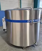 Танк охладитель для молока 2т