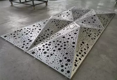 Перфорированные фасадные панели (3D-дизайн)