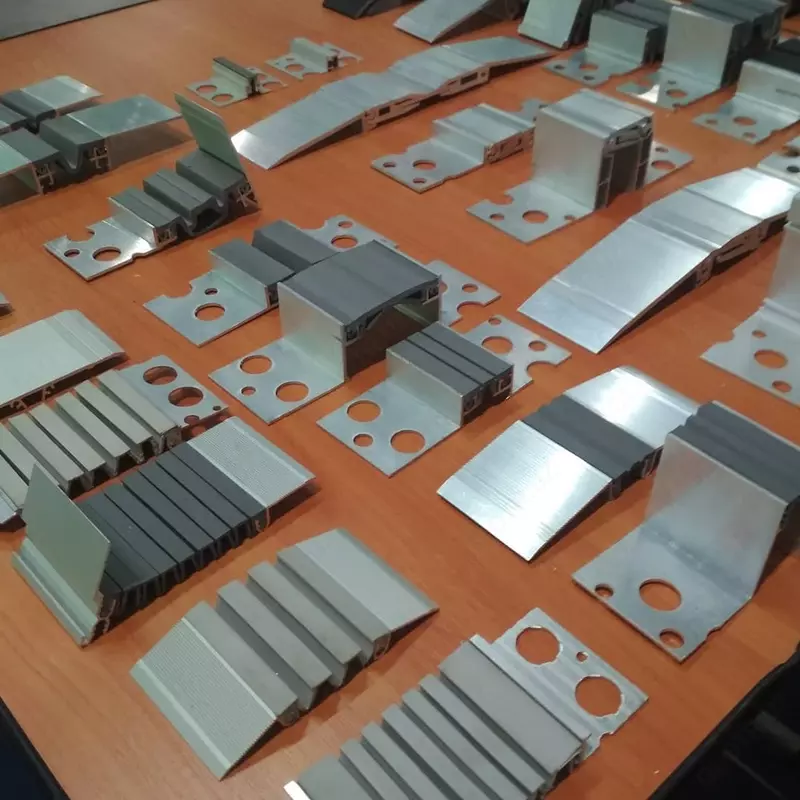 AQUASTOP tipidagi DShKA-0 /100 kengaytiruvchi bo'g'inlar uchun profillar - {0} so'mdan