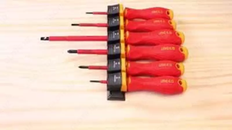 Набор диэлектрических отверток 6 шт INGCO HKISD0608 INDUSTRIAL