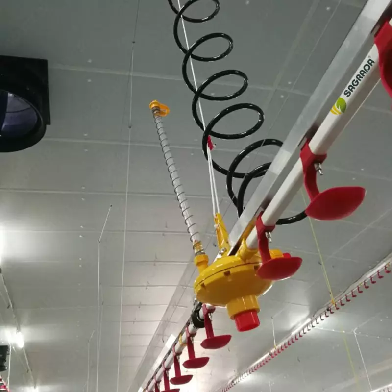 Автоматические поилки для кур-несушек - по запросу