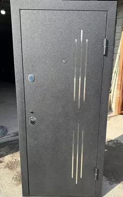 Входная комбинированная дверь