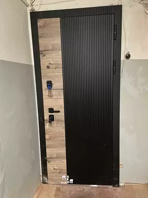 Kirish eshiklari Luxor 2 MDF eman Vertical Neo - 5 400 000 so'm / dona