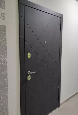 3 250 000 сум / шт. Метал.дверь Бруклин — серебро зеркало мрамор