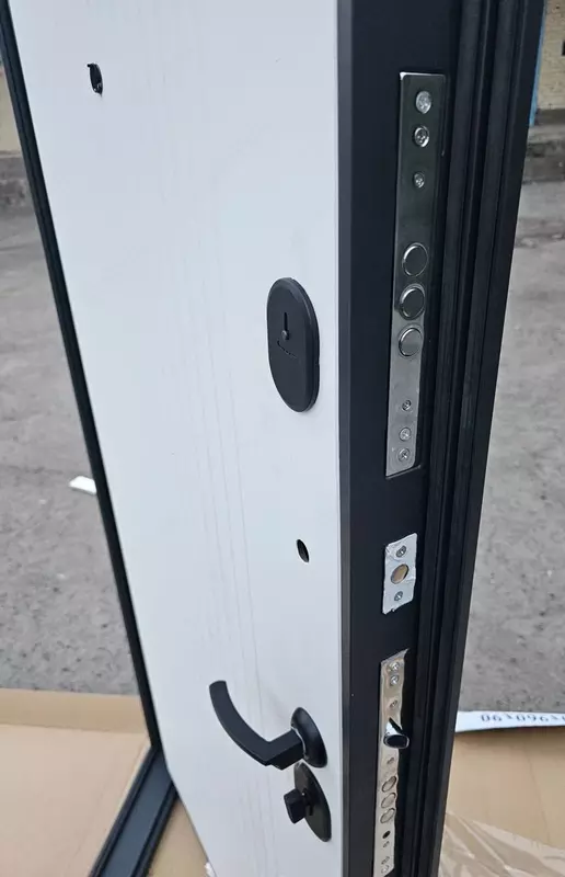 Дверь Металл Орех- Темный - от {0} сум