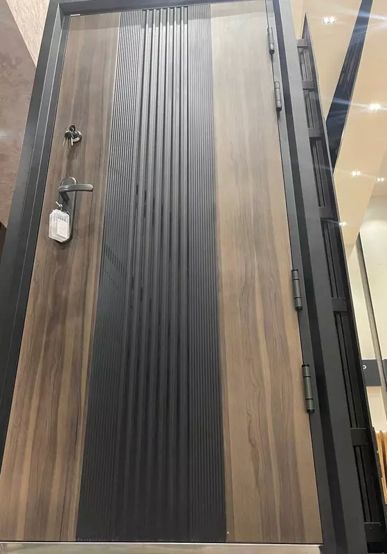 от {0} сум Дверь металл модель 98