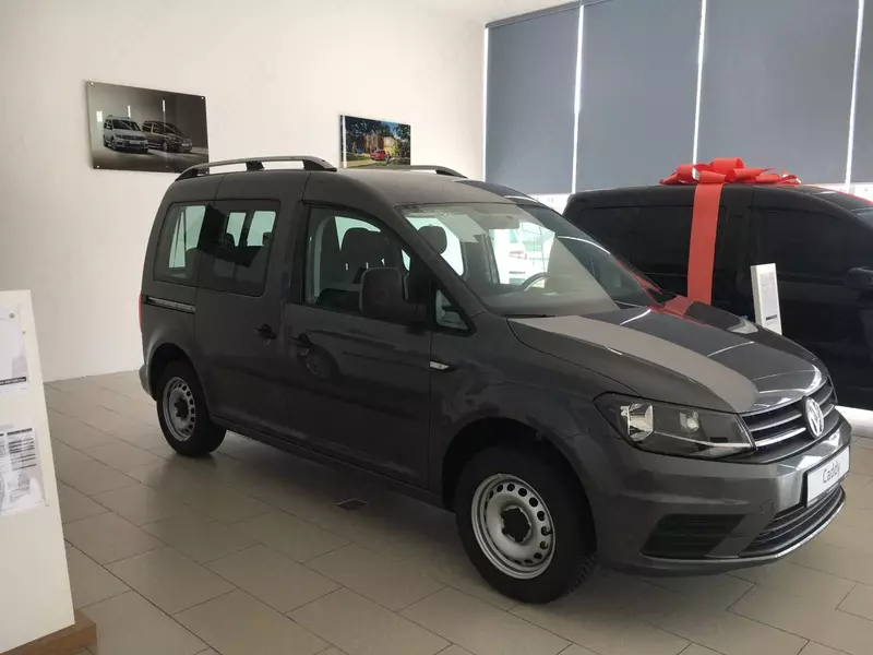 Volkswagen Caddy Combi - 212 500 000 so'm