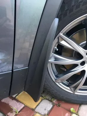 Передние Брызговики Skoda Kodiaq - 350 000 сум / шт.