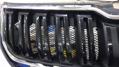 Skoda Kodiaq uchun radiator himoya setkasi - 150 000 so'm / dona