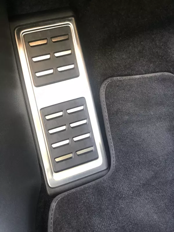 Skoda Kodiaq uchun chap taraf pedal korpusi - 650 000 so'm