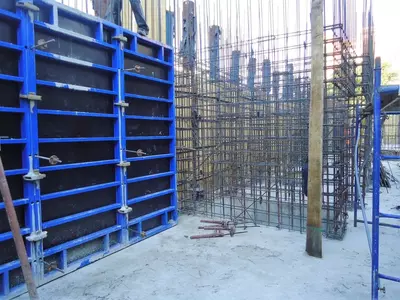 Assortimentda qoliplarni tayyorlash uchun Finlyandiya laminatlangan kontrplak