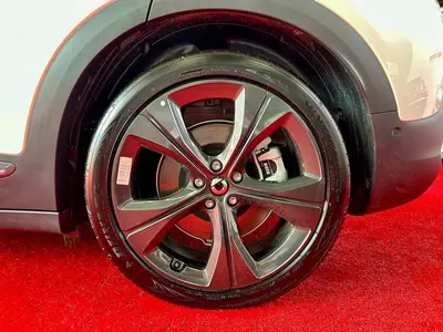 новый автомобиль «MERCEDES-BENZ SMART»