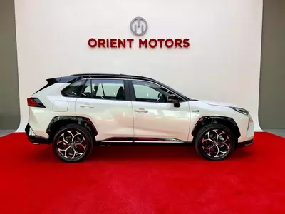 690 906 127.6 сум / шт. Продается новый автомобиль "Toyota Rav4/ Wildlander"