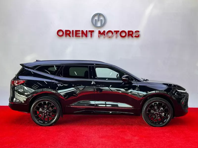 722 822 905.1 so'm Новый "Chevrolet Blazer"