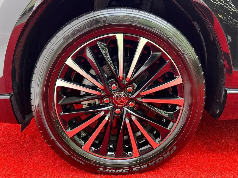  Новый Toyota Venza Hybrid 2wd Легковые автомобили