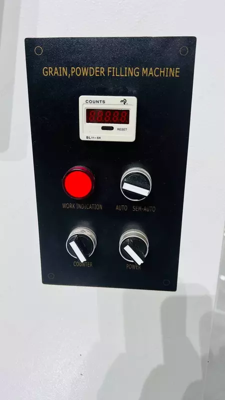 Dukkakli mahsulotlarni o’lchash va quyub berish uskunasi Chakana savdo