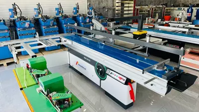 Elektron boshqariladigan ikki arrali yog'och kesish uskunasi