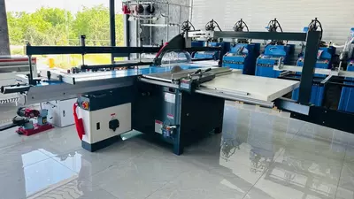 Elektron boshqariladigan ikki arrali yog'och kesish uskunasi - 77 430 470 so'm / dona