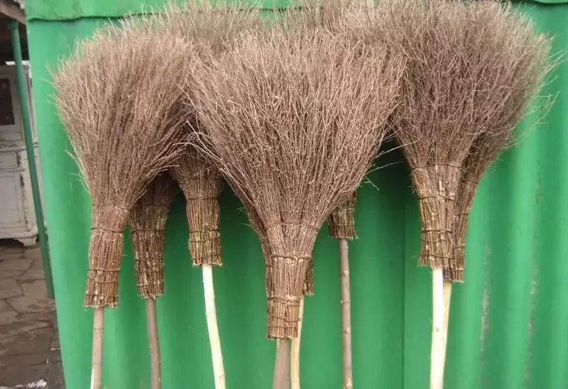 Метла для улицы