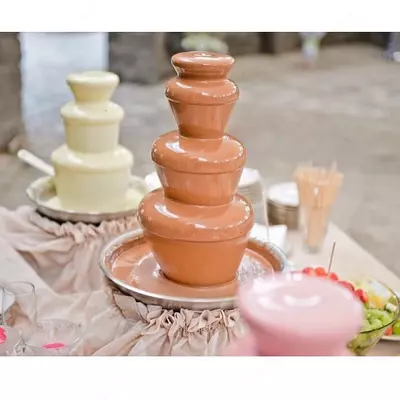 Katta Shokoladli Favvora