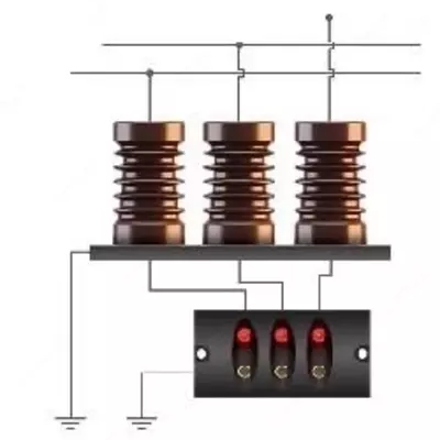 IP68 (sig'imli bo'linuvchilar bilan 3 ta izolyator + 1 kuchlanish indikatori kiritilgan)