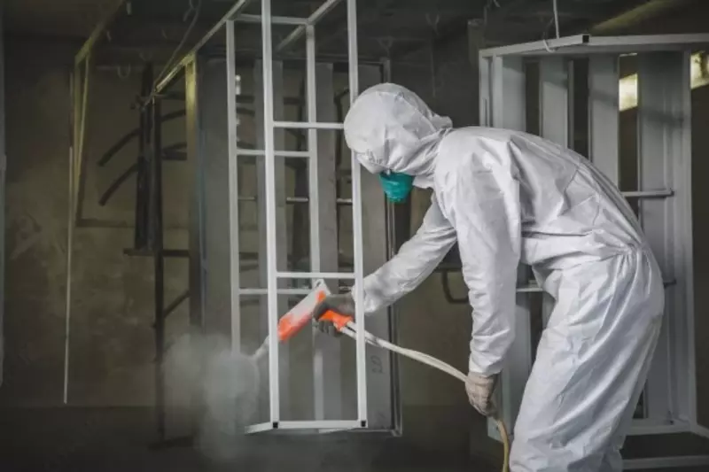 Metall buyumlarni kukun bilan bo'yash