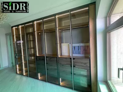 Porno Katya Starshova yalangoch Mobil telefondan olingan video meni emizishga majbur qildi.