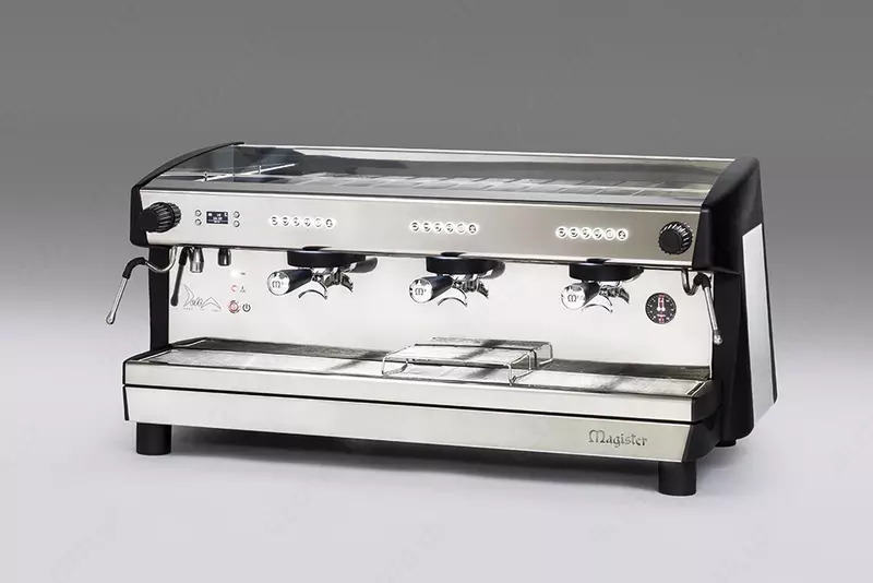 3 guruhli displeyli elektron