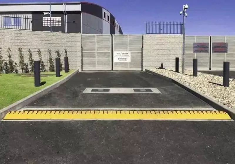 avtomatik to'siqlar va silindrsimon ustunlar