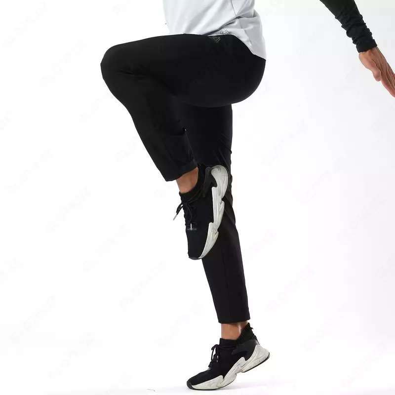 Мужские спортивные брюки AONIJIE - 380 000 сум