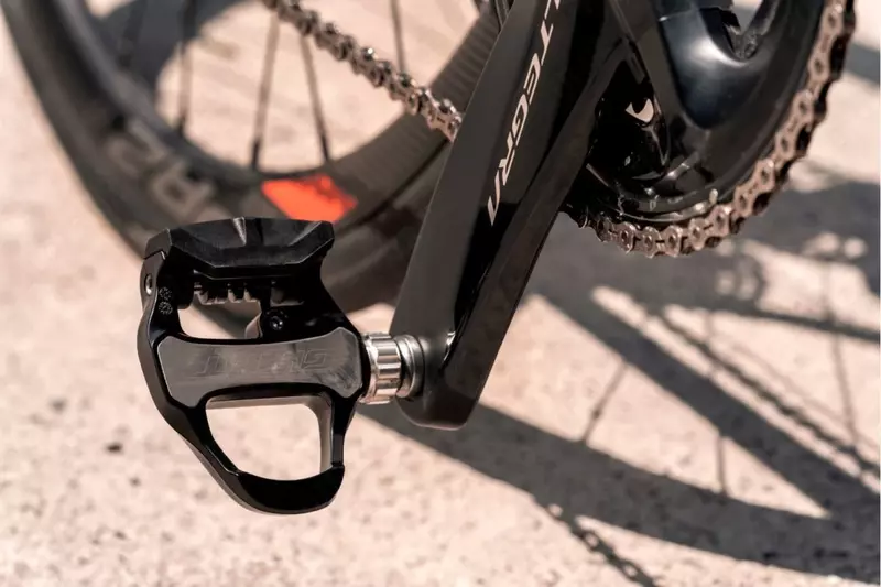 Pedallar velosiped Giant Road Elite Clipless - 820 000 so'm