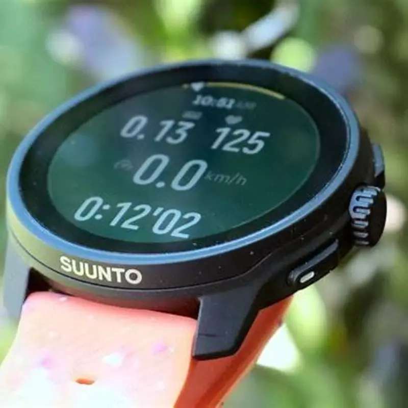 Suunto Race S — спортивные часы премиум-класса