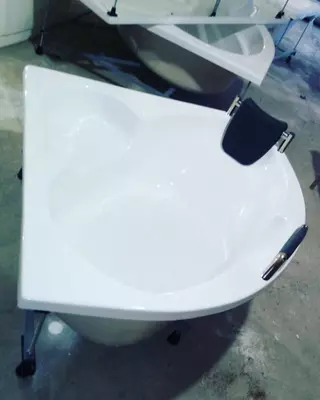 1 050 000 сум от 10 шт. Стеклопластиковая ванна 126*126 угловая