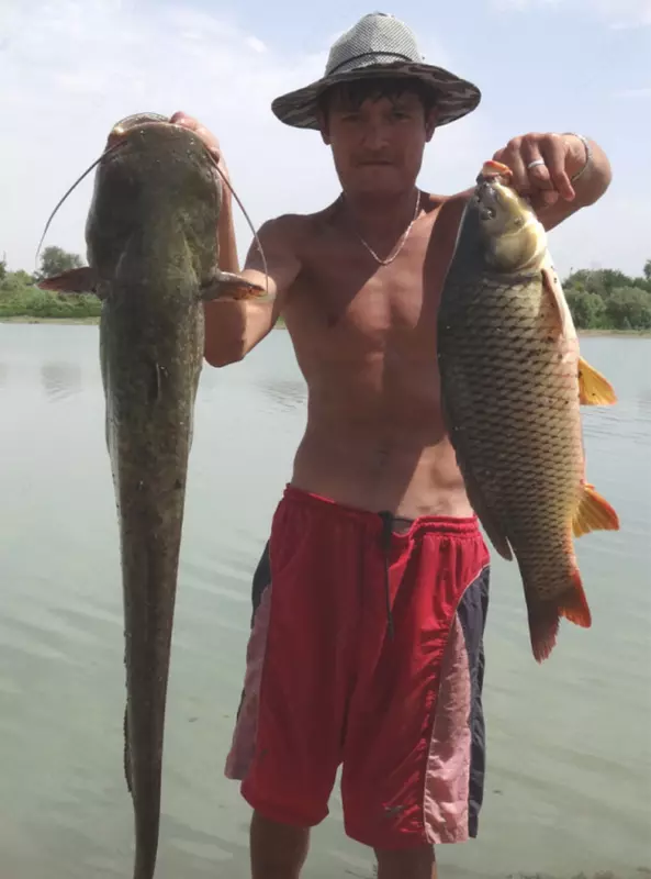 O‘zbekiston daryo va ko‘llarida baliq ovlash bo‘yicha qo‘llanma - Рыболовный Туризм