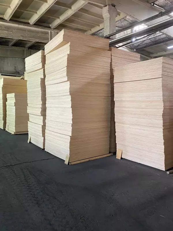 Qayin fanera FK 1525x1525 4 (mm) 2/4