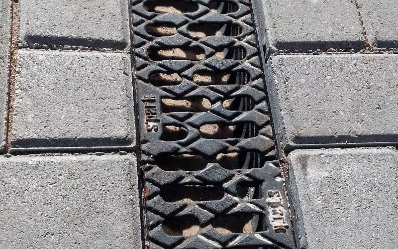 275 000 сум ЛОТОК ВОДООТВОДНЫЙ S'PARK 2 ПЛАСТИКОВЫЙ DN100 H70 С РЕШЕТКОЙ ЩЕЛЕВОЙ ЧУГУННОЙ КЛ. А15 (КОМПЛЕКТ)