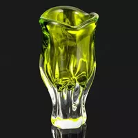 Ваза для цветов в стилистике дизайнера Josef Hospodka.