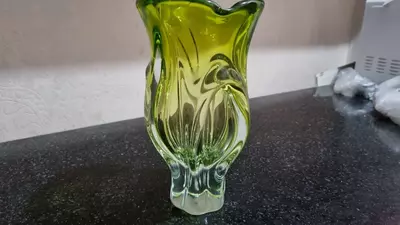 Ваза для цветов в стилистике дизайнера Josef Hospodka. Respiratory Protection 3M