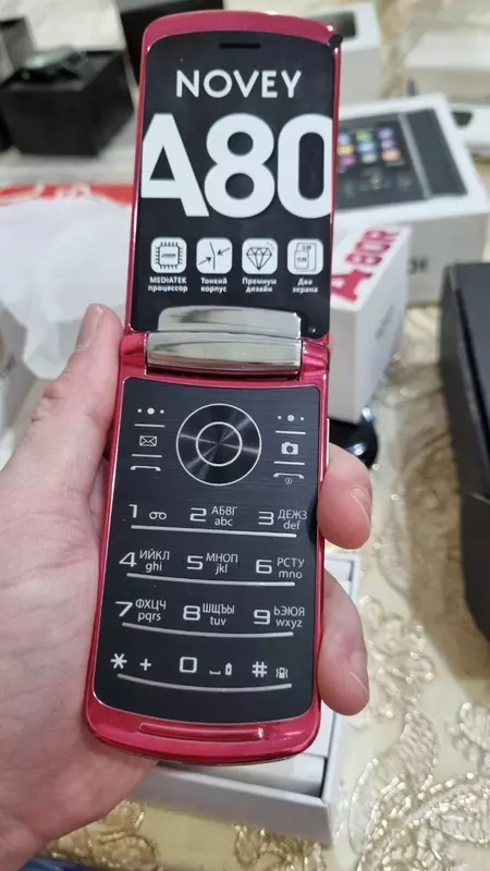 Сотовый телефон NOVEY A80 - 460 000 сум